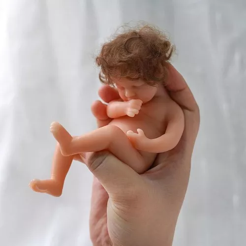 Mini Bebê Reborn Silicone Sólido Realista 15cm.