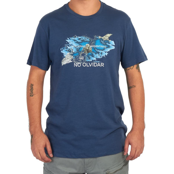 Remera Malvinas Kevingston Flame Estampada Hombre