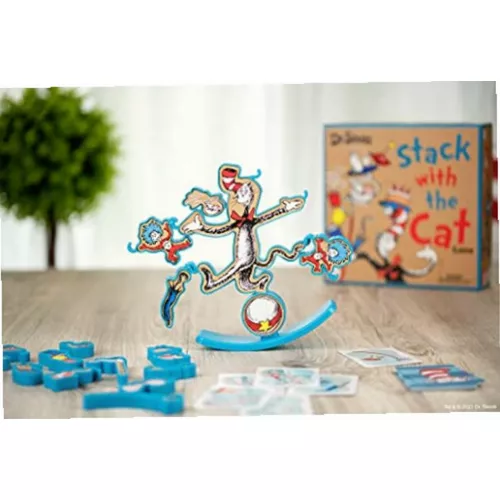 Funko Signature Games: Dr. Seuss Stack With The Cat Game | Meses