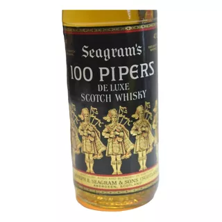 Seagram's 100 Pipers Deluxe Scotch Whisky
