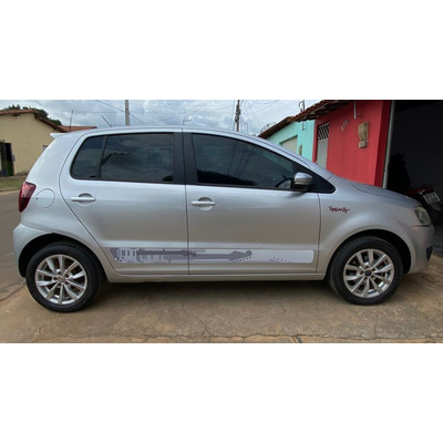 Volkswagen Fox 2013 1.6 Rock In Rio Total Flex 5p