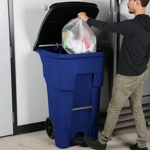 Bote de basura con pedal rubbermaid sale