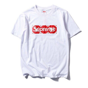 Camiseta Louis Vuitton x Supreme