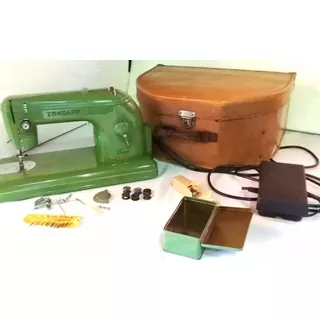 Máquina De Costura Zundapp Retro Alema Elétrica 220v