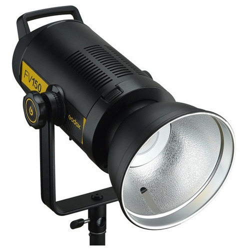 Iluminador LED Godox Fv150 5600 K, luz continua y flash, estructura bivolta, color negro, luz blanca fría, 110 V/220 V