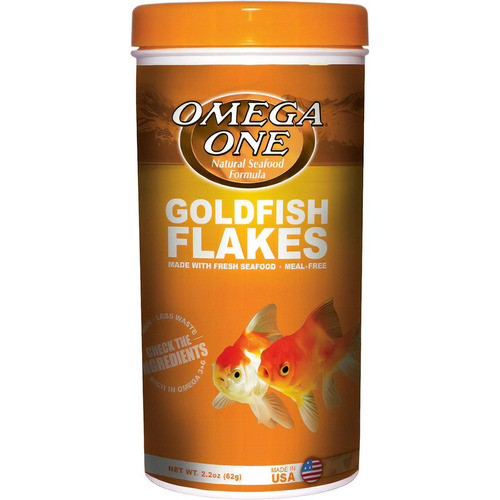 Omega One Goldfish Flakes 62g Alimento para Peces Dorados Bailarinas en Hojuelas a Base de Salmon Camaron y Kelp Fresco Facil Digestion