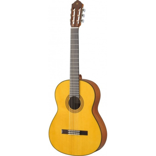 Guitarra Acustica Yamaha Cg142s Tapa Abeto Acabado Brillante Color Negro Material del diapasón Palo rosa Orientación de la mano Diestro
