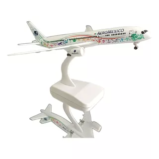 Avion Escala 1:350, Aeromexico B787, 19cms  Largo, Metálico 