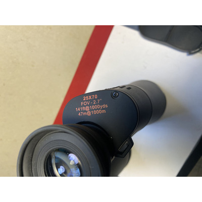 Binocular Skymaster 25x70mm Celestron