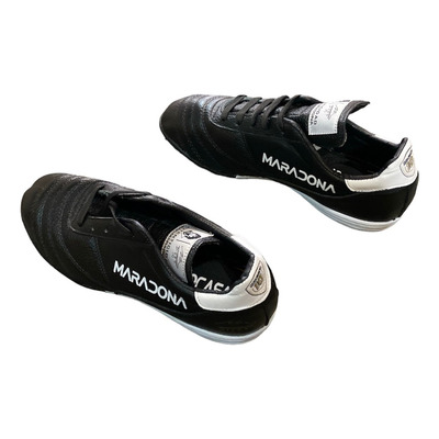 Tenis Diego Maradona 10 Turf Negro Piel Vacuno