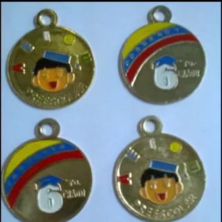 4 Medallas De Preescolar Troqueladas