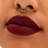 Labial MAC Locked Kiss 24hs Acabado Mate Color Coy
