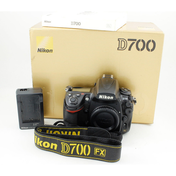 Nikon D700 Full Frame - Impecable