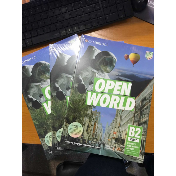 Libro: Open World B2 First / Student's Book / Cambridge