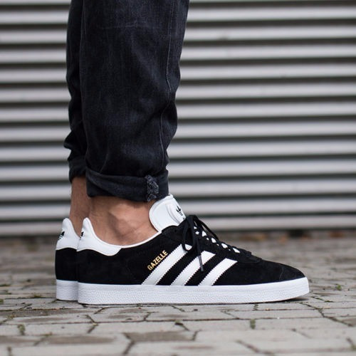 gazelle negras niño
