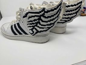 adidas con alas