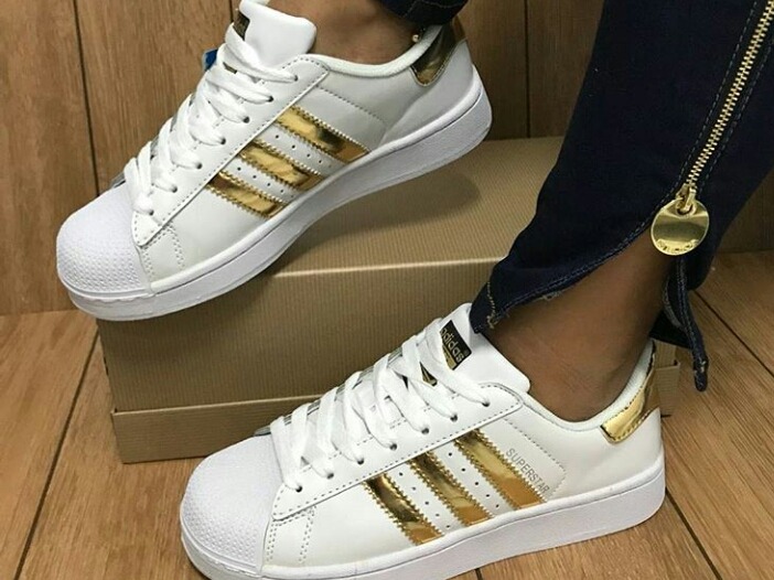 adidas rayas doradas - Tienda Online de Zapatos, Ropa y Complementos de  marca