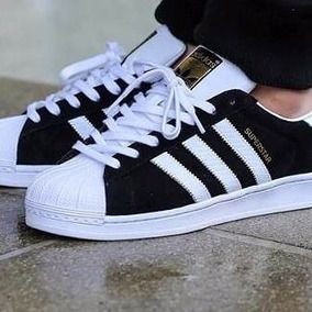 adidas superstar gamuza negra