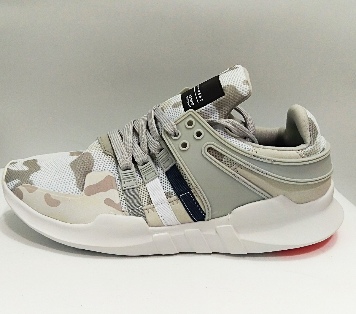 {keywor d} zapatillas adidas de camuflage