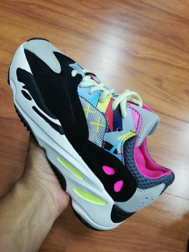 yeezy 700 para mujer