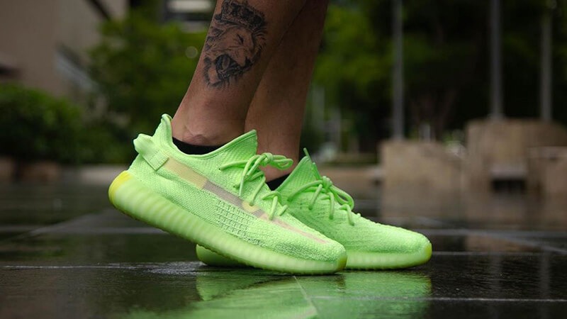 yeezy 350 boost v2 glow cheap online