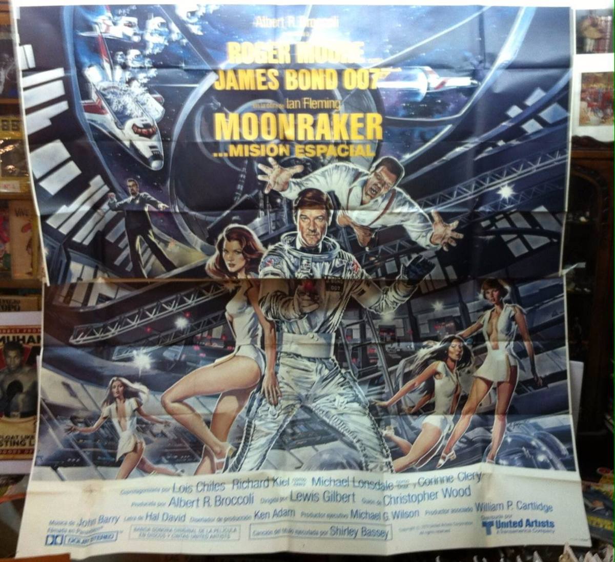 afiche-de-cine-original-y-doble-de-james-bond-007-moonraker-D_NQ_NP_285201-MLA20288765699_042015-F.jpg