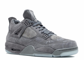 tenis jordan retro 4