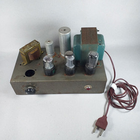Amplificador Valvulado Muito Antigo Da Marca Transmúsica