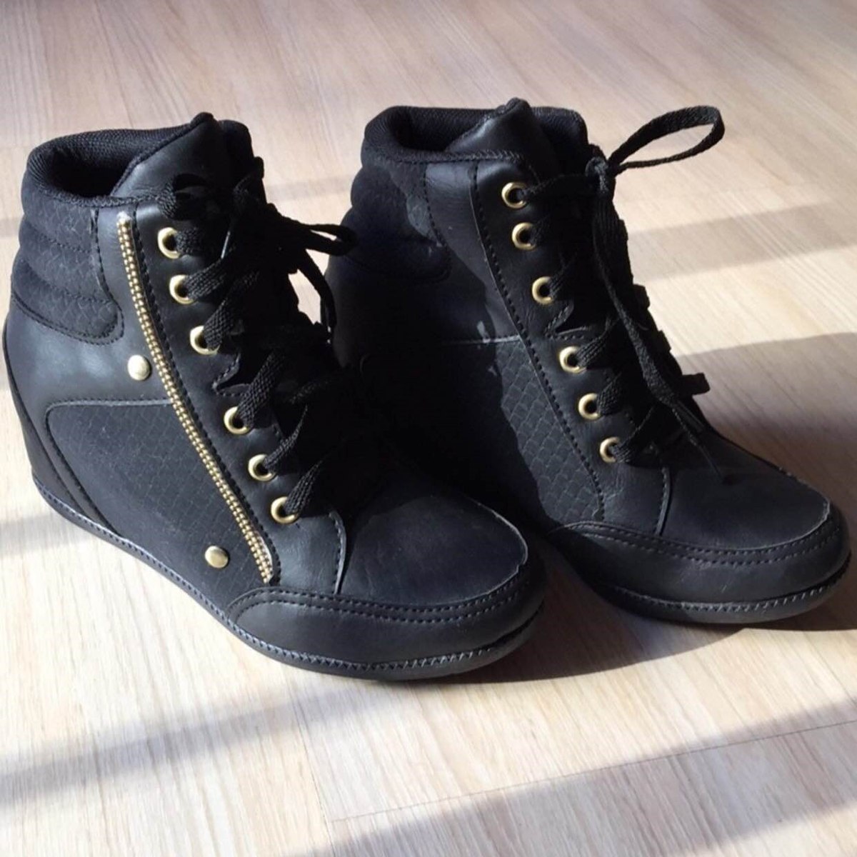 tenis ankle boots