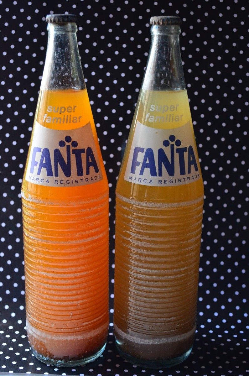 Imágenes que nos recuerdan nuestra infancia - Página 18 Antigua-botella-fanta-pomelo-llena-D_NQ_NP_7193-MLU5168542279_102013-F