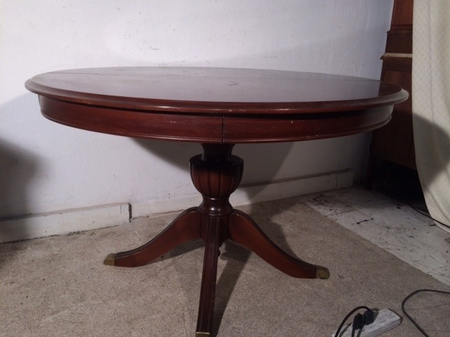 Antigua mesa de comedor redonda con tabla pata tallada 12.500 ...