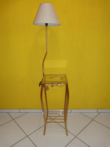 Aparador Ferro Quadrado 30cm Largura Com Abajur cupula vidro R$ 139,90 em Mercado Livre Aparador Barato Vintage ~ Aparador Ferro Quadrado 30cm Largura Com Abajur cupula vidro R$ 139,90 em Mercado Livre