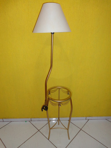 Aparador Ferro Redondo 30cm Diametr Com Abajur cupula vidro R$ 119,90 em Mercado Livre Adesivo De Familia Para Carros ~ Aparador Ferro Redondo 30cm Diametr Com Abajur cupula vidro R$ 119,90 em Mercado Livre