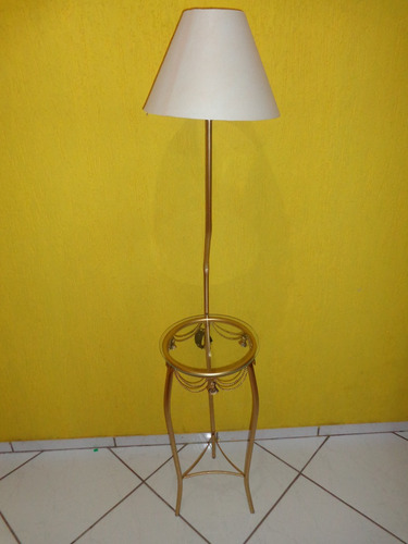Aparador Ferro Redondo 30cm Diametr Com Abajur cupula vidro R$ 119,90 em Mercado Livre Adesivo De Familia Para Carros ~ Aparador Ferro Redondo 30cm Diametr Com Abajur cupula vidro R$ 119,90 em Mercado Livre