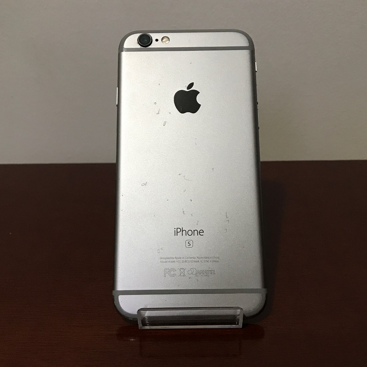 Apple Iphone 6s 16gb Original Usado Com Nota Fiscal N.f. - R$ 1.899,90