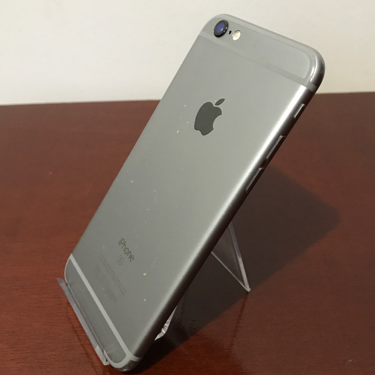 Apple Iphone 6s 16gb Original Usado Com Nota Fiscal N.f. - R$ 1.899,90