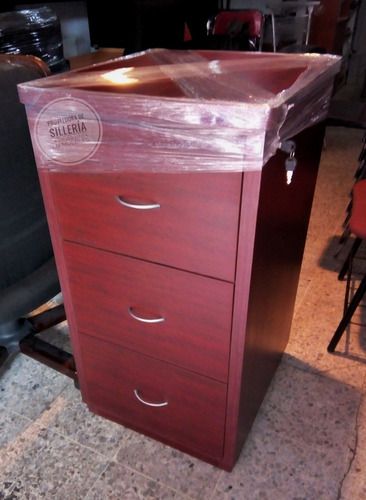 Archivero De Madera (3 Gavetas) - $ 2,400.00 en Mercado Libre