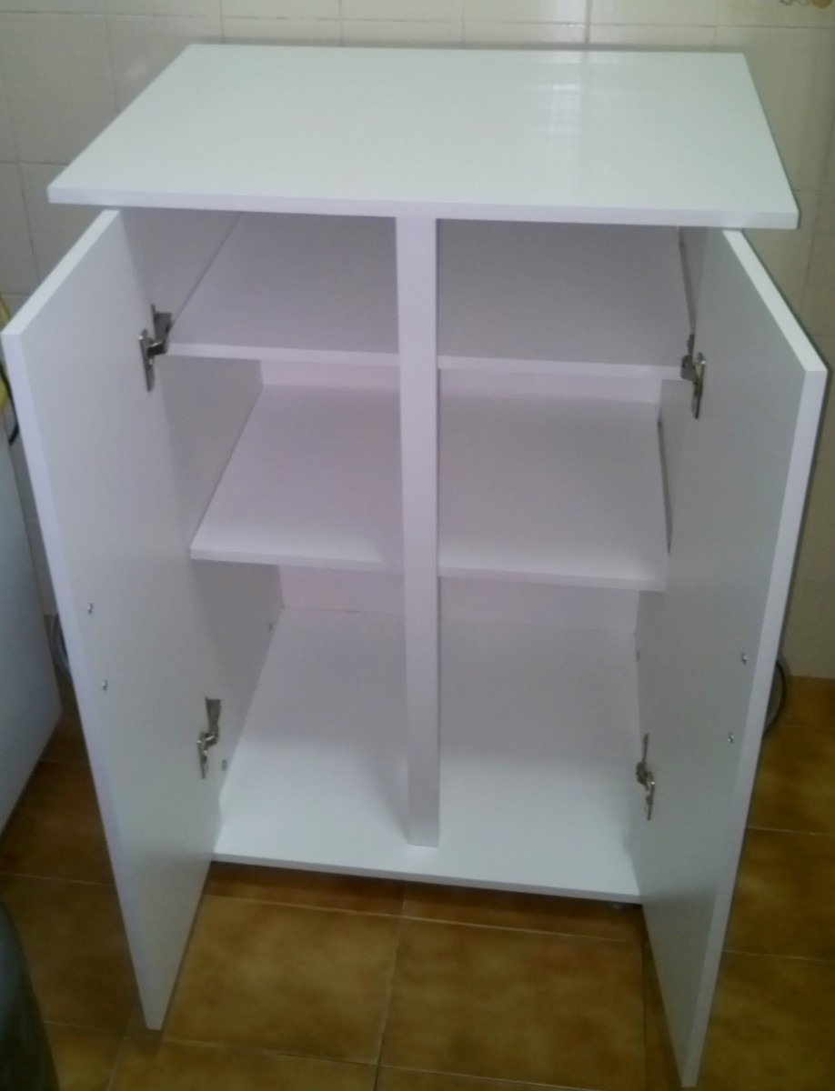 Armário Balcão Para Microondas Ou Forno Em Mdf Com 2 Portas R$ 450,00 em M -> Como Fazer Armario De Banheiro Mdf Armário Balcão Para Microondas Ou Forno Em Mdf Com 2 Portas R$ 450,00 em M -> Como Fazer Armario De Banheiro Mdf