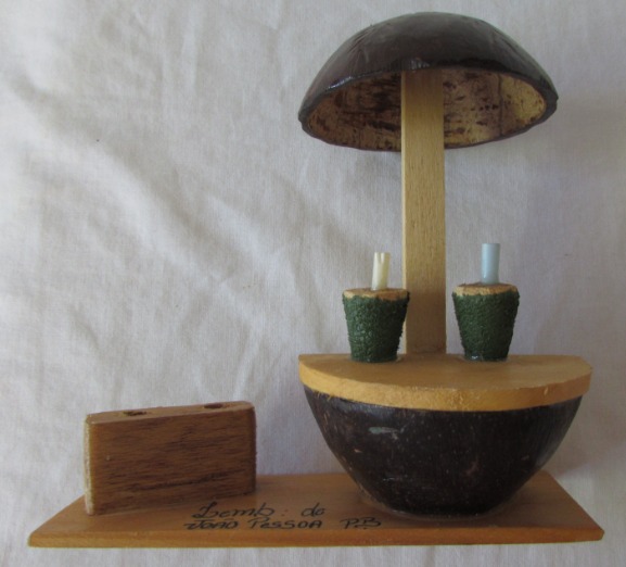 Artesanato Em Madeira E Coco Lembrança De Jo u00e3o Pessoa A44 R$ 14,90 em Mercado Livre Aparador Grande Para Sala ~ Artesanato Em Madeira E Coco Lembrança De Jo u00e3o Pessoa A44 R$ 14,90 em Mercado Livre