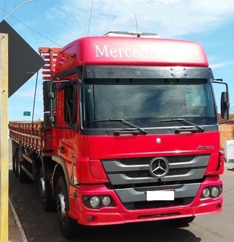 Atego 2426 2019 - R$ 250.000 em Mercado Livre