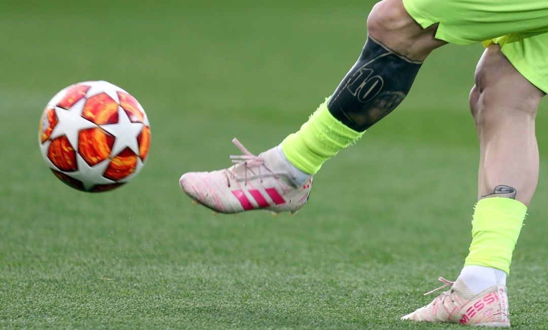 Todo el tiempo traje fuego Balon De Futbol adidas Original Nº5 Champions League - Bs. 9.100.000,00 en Mercado Libre Todo el tiempo traje fuego Balon De Futbol adidas Original Nº5 Champions League - Bs. 9.100.000,00 en Mercado Libre
