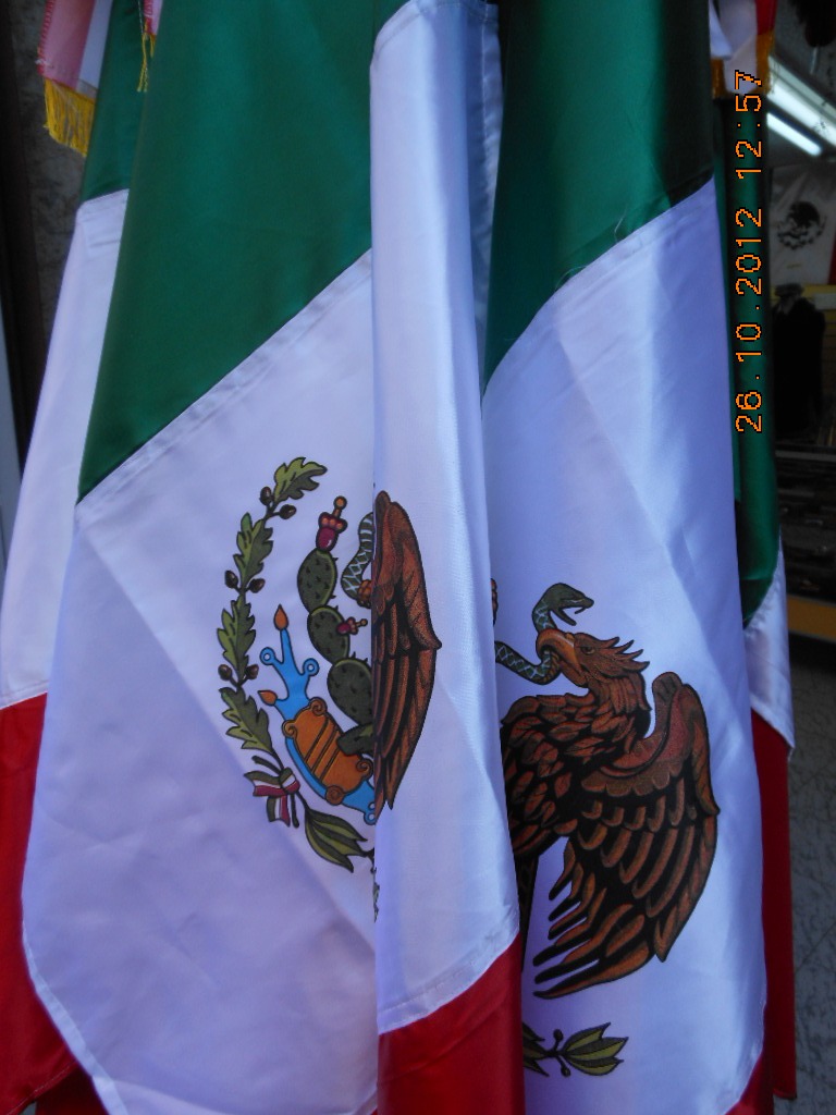 Bandera De Mexico 31x48.5 Cms N5 - $ 188.00 en Mercado Libre