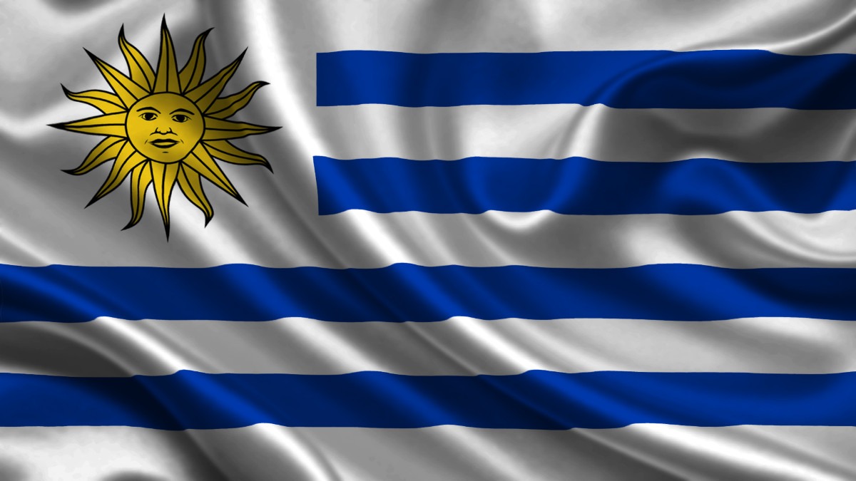 Resultado de imagen para Bandera Uruguay