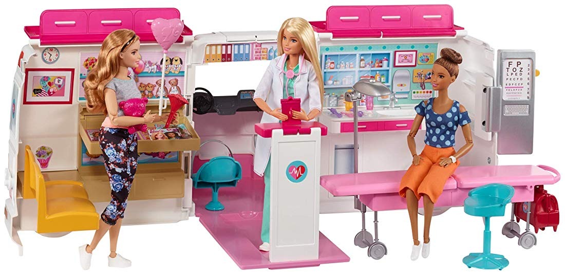barbie y su ambulancia