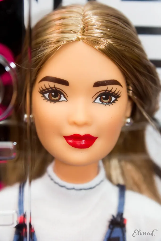 barbie fashionista 81