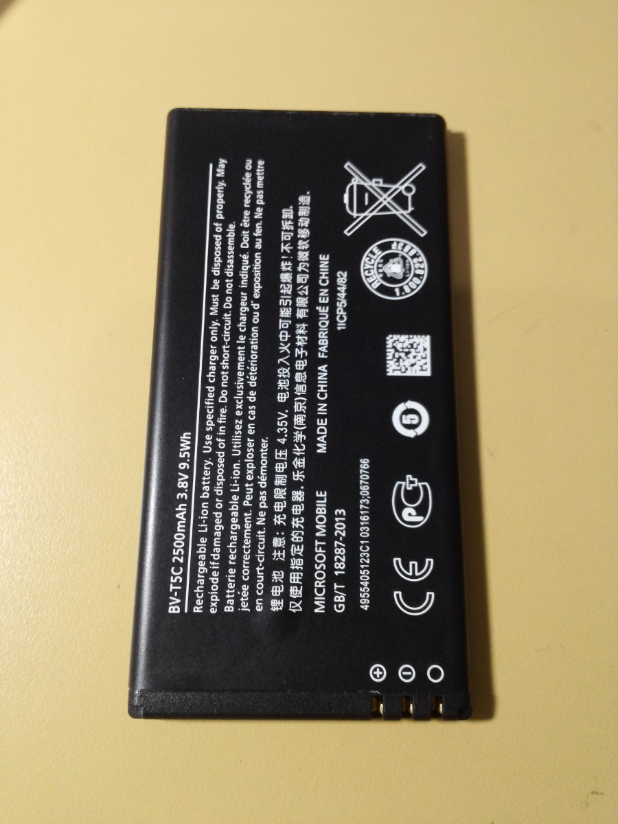Lumia RM-1109 con batería de 2,500 mAh se filtra