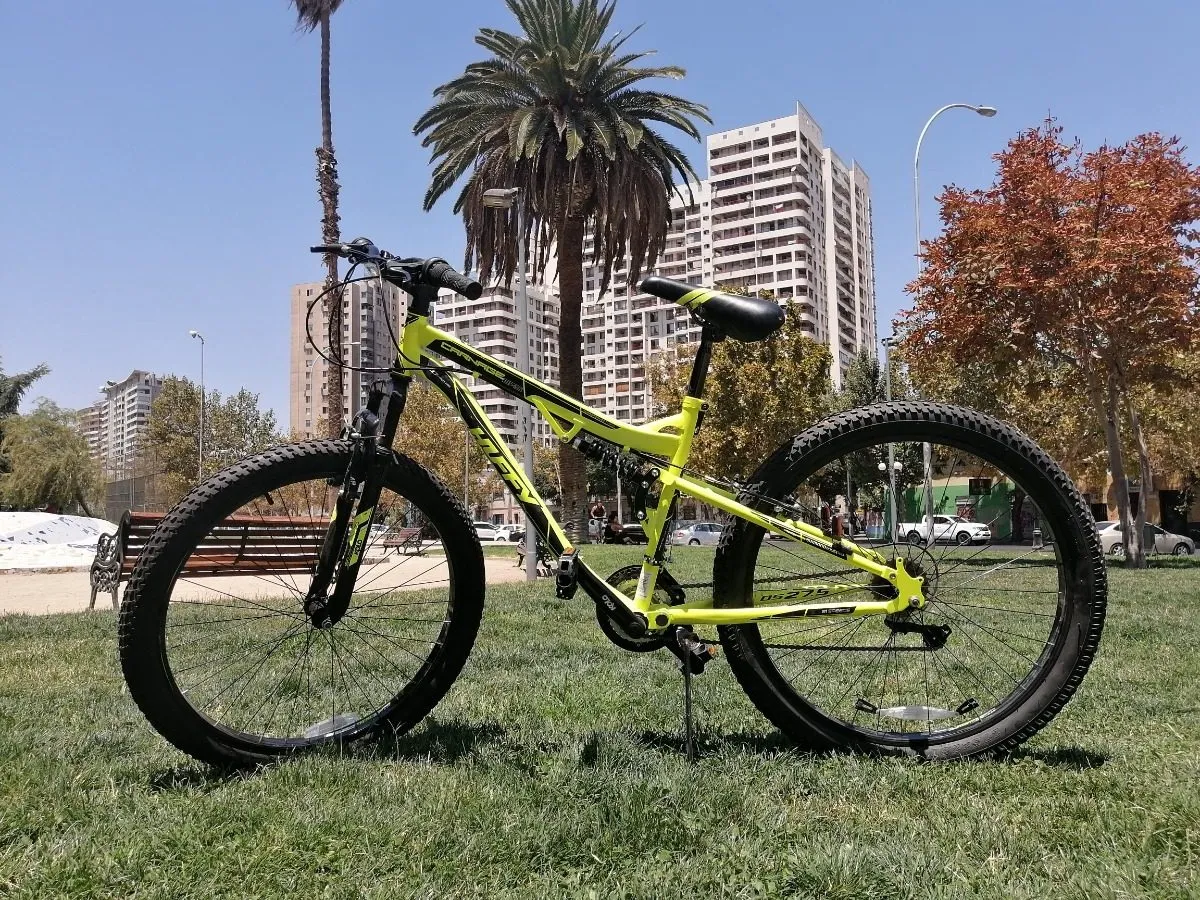 bicicleta huffy carnage 27.5