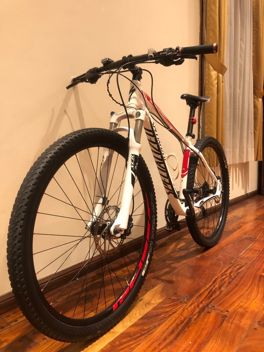 bicicleta rockhopper 29
