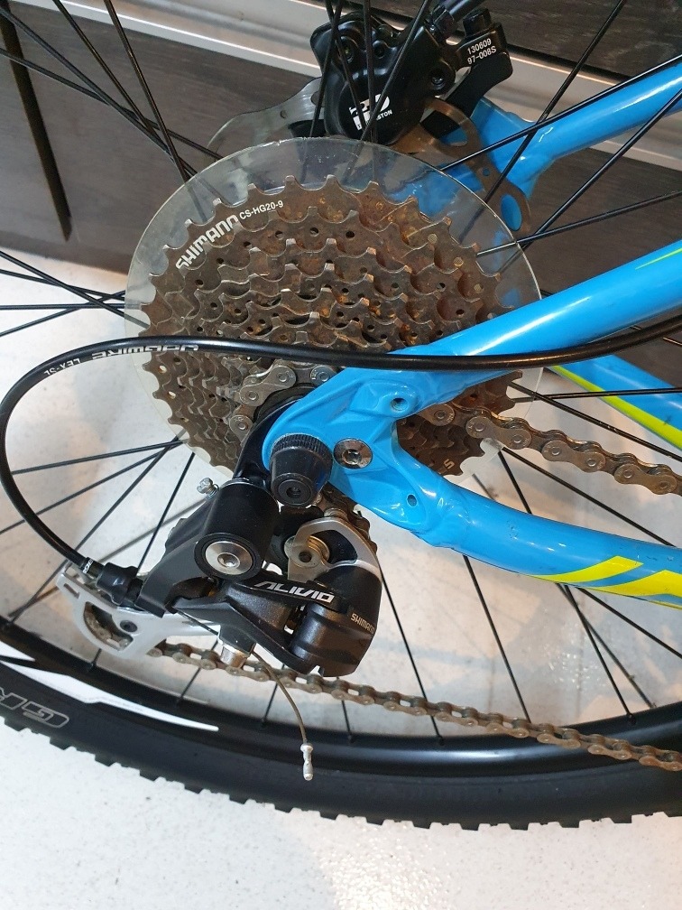 bicicleta rockhopper 29