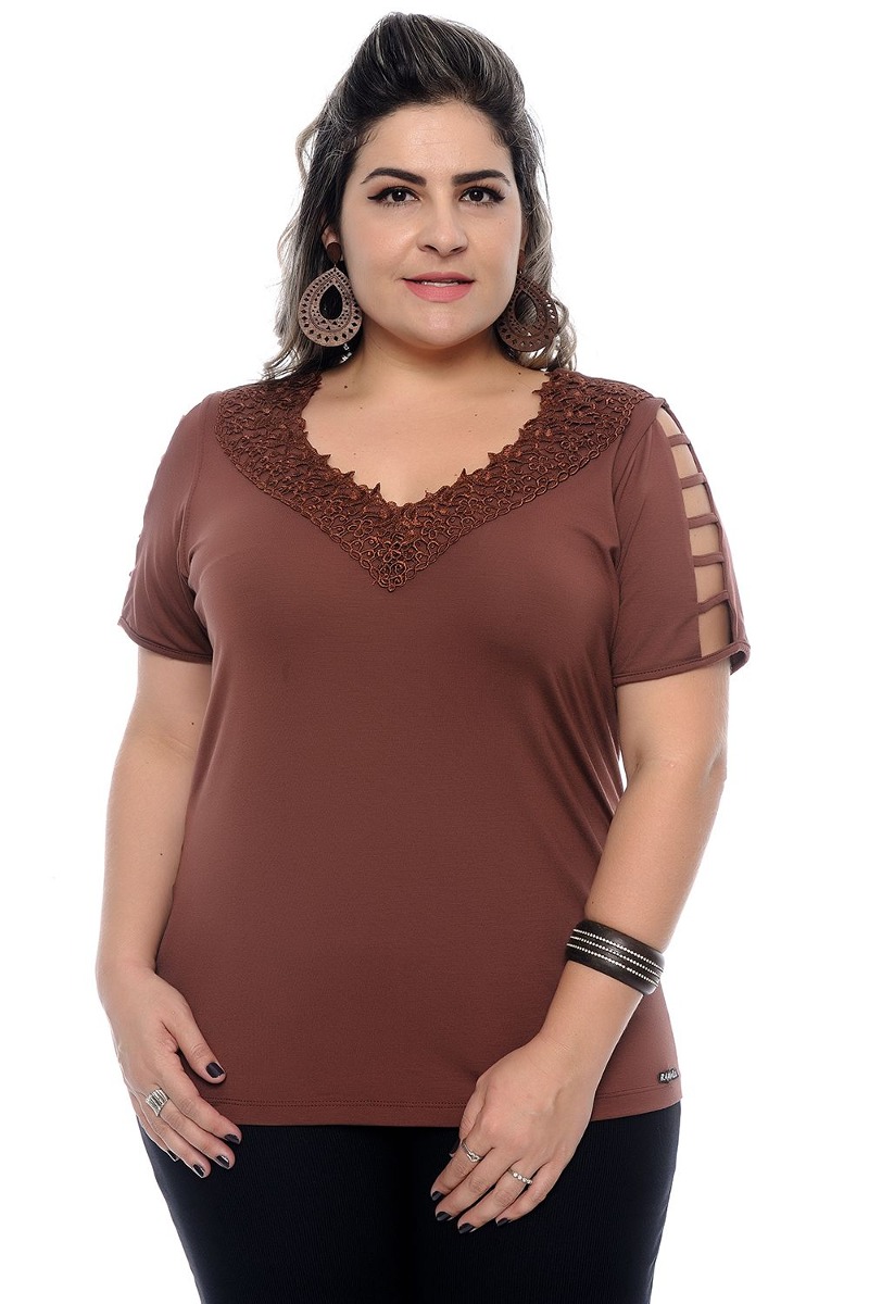 blusa marrom plus size